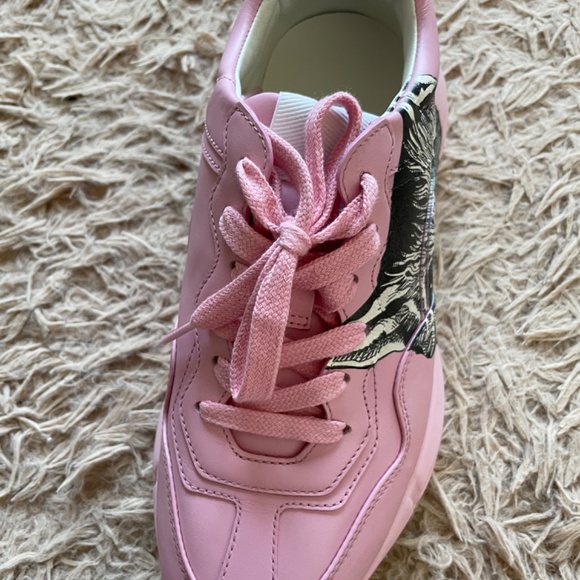Gucci Rhyton Sneakers Mystic Cat Printed Pink Leather WOMEN 7 US or 36.5 EU - Picture 2 of 11